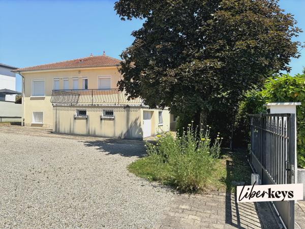 Maison familiale de 8 pièces – 186 m² – Terrain de 1 274 m² – Charly