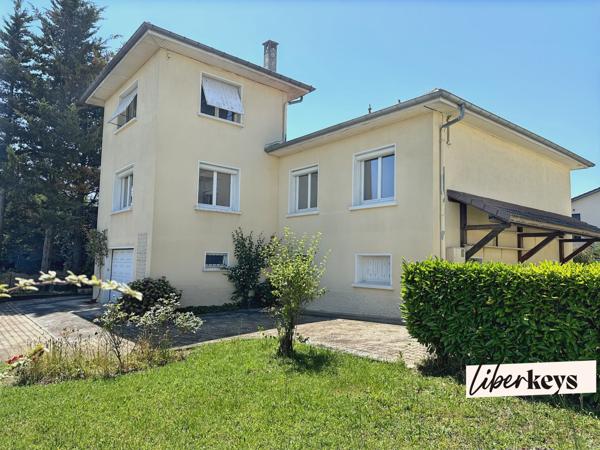 Maison familiale de 8 pièces – 186 m² – Terrain de 1 274 m² – Charly