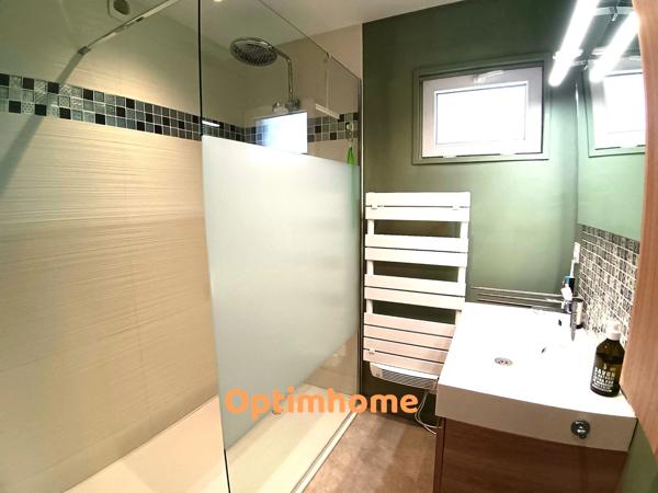 MAISON INDIVIDUELLE DE 163 M², 5 CHAMBRES, JARDIN