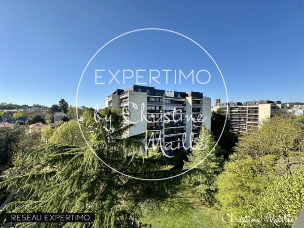 Versailles (78000) Versailles Montreuil - Appartement-Terrasse 7 pièces de 167.5 m² avec cheminée, ascenseur et parking en sous-