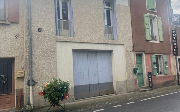 Maison à vendre    2 pièces •  Allemagne-en-Provence