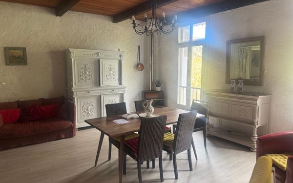 Maison à vendre    2 pièces •  Allemagne-en-Provence