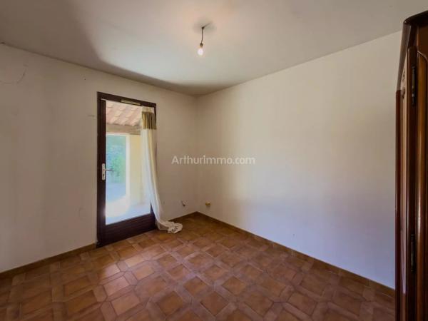 Vente                                                      Villa
                        
                     5 pièces                      116 m2                     à Draguignan
