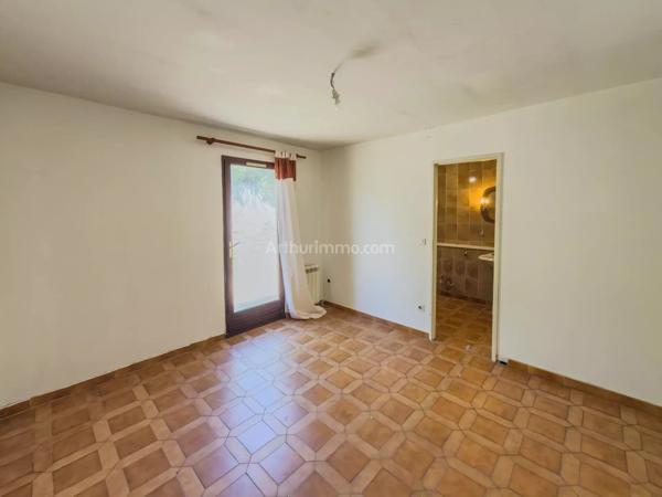 Vente                                                      Villa
                        
                     5 pièces                      116 m2                     à Draguignan