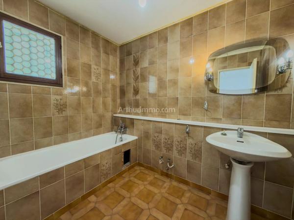 Vente                                                      Villa
                        
                     5 pièces                      116 m2                     à Draguignan