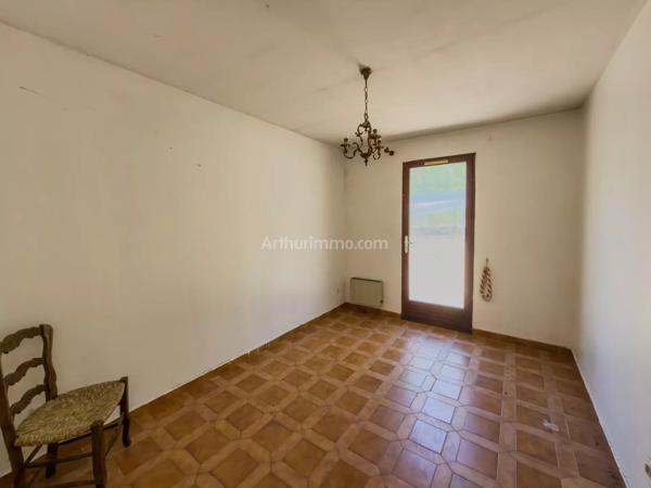 Vente                                                      Villa
                        
                     5 pièces                      116 m2                     à Draguignan