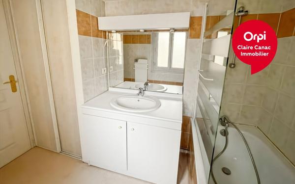 Appartement à louer    4 pièces •  Castres