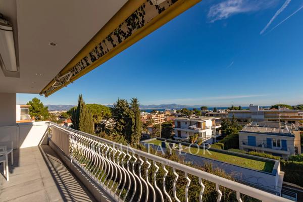 Début du Cap d'Antibes | Dernier étage vue mer