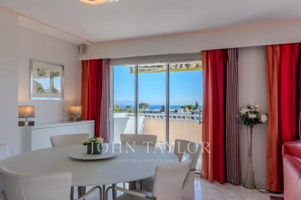 Début du Cap d'Antibes | Dernier étage vue mer