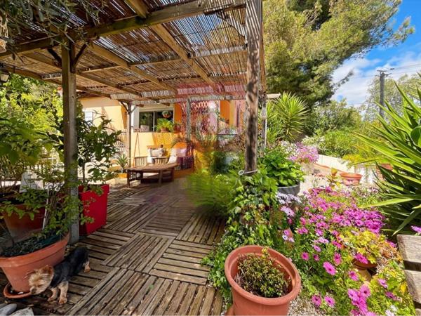 Maison Carros 3 pièces 80 m2 + terrain constructible de plus de 2000 m²