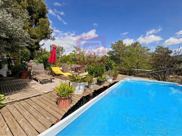 Maison Carros 3 pièces 80 m2 + terrain constructible de plus de 2000 m²