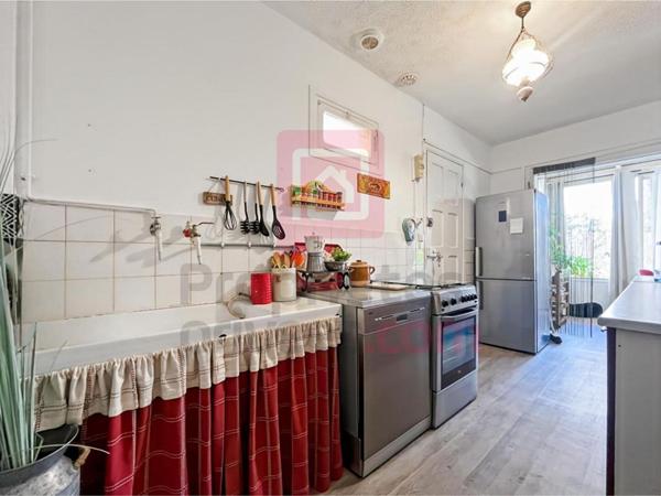 Maison Carros 3 pièces 80 m2 + terrain constructible de plus de 2000 m²