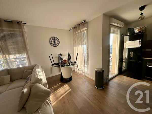 Appartement F3 à vendre  3 pièces - 65,15 m2 CORBEIL ESSONNES - 91