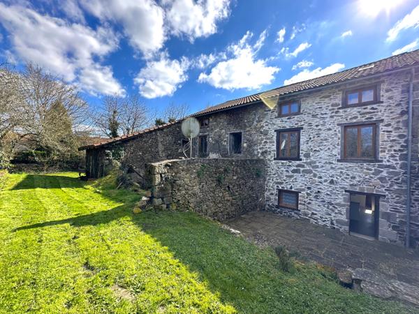 Maison à vendre à Roumazières-Loubert (16270) - Charente