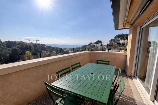 Appartement T3 rénové avec terrasse – Résidence avec piscine et tennis, Aix-en-Provence Nord