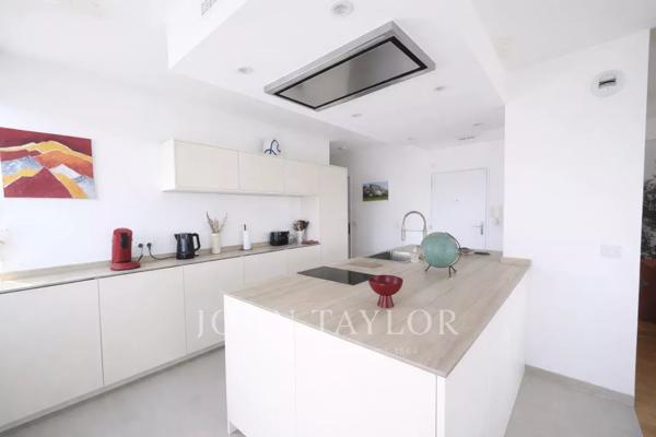 Appartement T3 rénové avec terrasse – Résidence avec piscine et tennis, Aix-en-Provence Nord