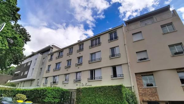 Appartement à louer 3 pièces de 57 m²