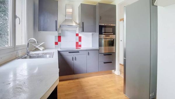 Appartement à louer 3 pièces de 57 m²