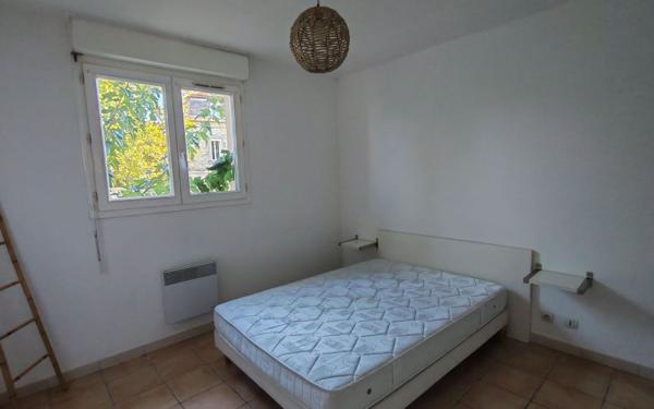 Appartement à louer    2 pièces •  Villeneuve-lès-Avignon