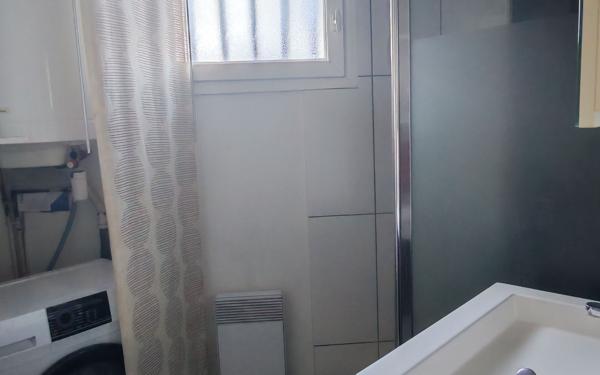 Appartement à louer    2 pièces •  Villeneuve-lès-Avignon