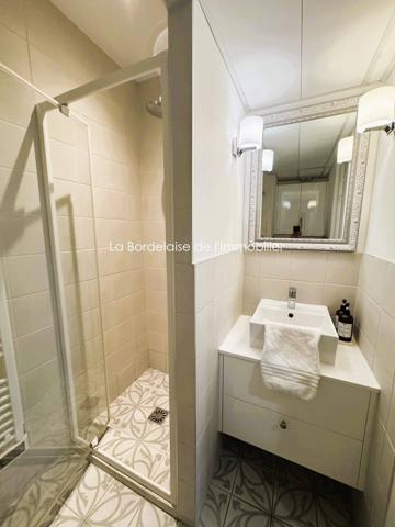 Immeuble en commercialité 2 Appartements