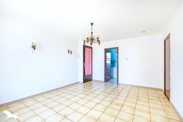 Appartement à vendre |                                       Vaulx-en-Velin |                                        3 pièces  |  76 m²