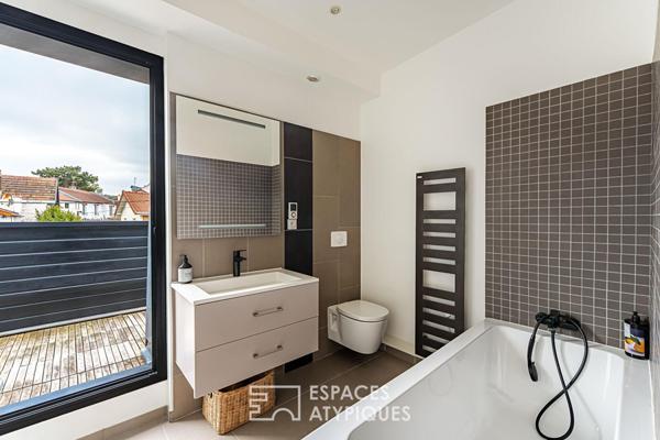 Maison d’architecte avec jardin et rooftop vue Tour Eiffel à Clamart