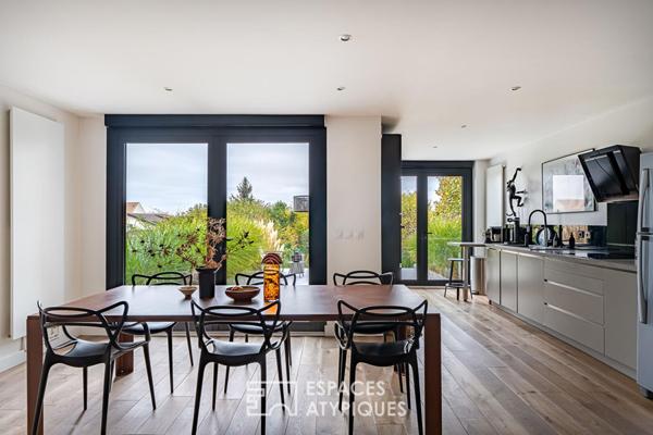 Maison d’architecte avec jardin et rooftop vue Tour Eiffel à Clamart