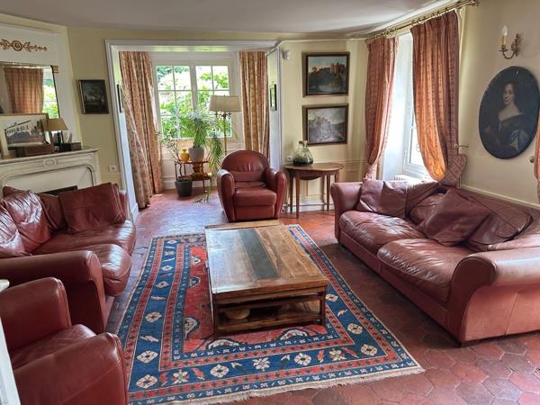 Maison à vendre 10 pièces JOUY EN JOSAS (78)