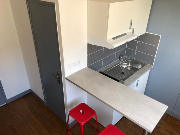STUDIO MEUBLE POITIERS - 1 pièce(s) - 13.26 m2