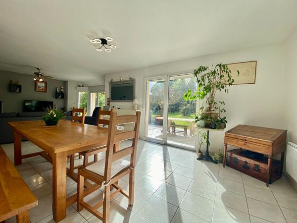 Maison située à Dinan possibilité 5 chambres et terrain de 1200m²