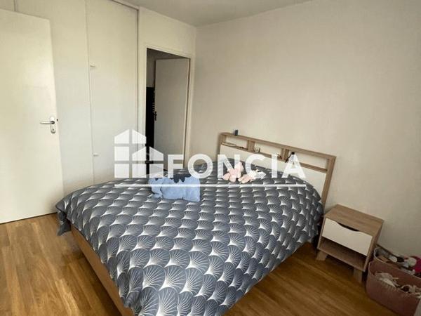 Location Appartement 2 pièces 46 m² - 100 AV. JEAN BRU Agen 47000