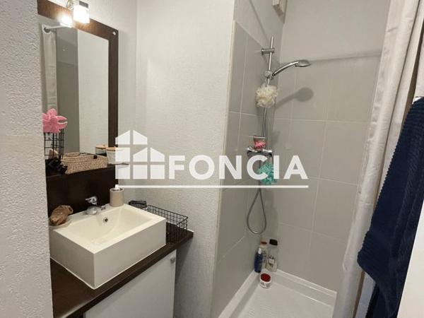 Location Appartement 2 pièces 46 m² - 100 AV. JEAN BRU Agen 47000