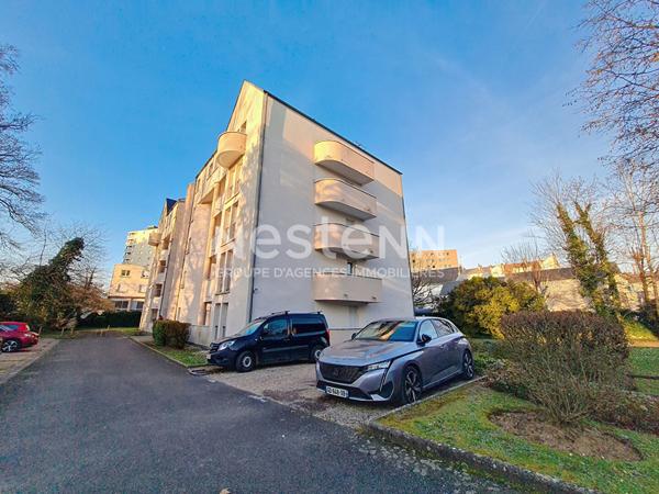 ORLEANS JARDIN DES PLANTES - DERNIER ETAGE AVEC 2 BALCONS - ASCENSEUR - 4 CHAMBRES - 2 PARKINGS