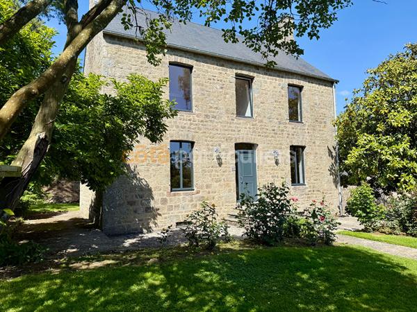 Vente
                Maison170 m² - 7 Pièces -
                    CONDE SUR VIRE (50890)