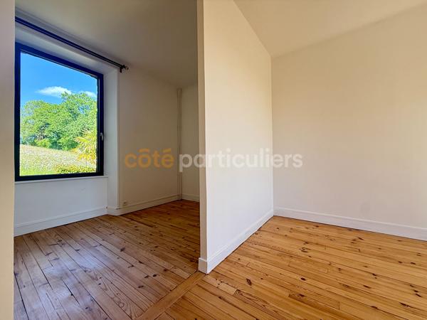 Vente
                Maison170 m² - 7 Pièces -
                    CONDE SUR VIRE (50890)