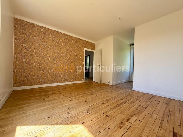 Vente
                Maison170 m² - 7 Pièces -
                    CONDE SUR VIRE (50890)