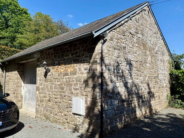 Vente
                Maison170 m² - 7 Pièces -
                    CONDE SUR VIRE (50890)