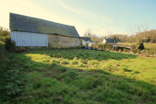 Maison en pierres rénovée (2022) 4 pièces – Terrain de 3 700 m² – Louvigné-du-Désert