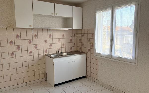 Maison à vendre    3 pièces • 65 m2 Villers-Cotterêts