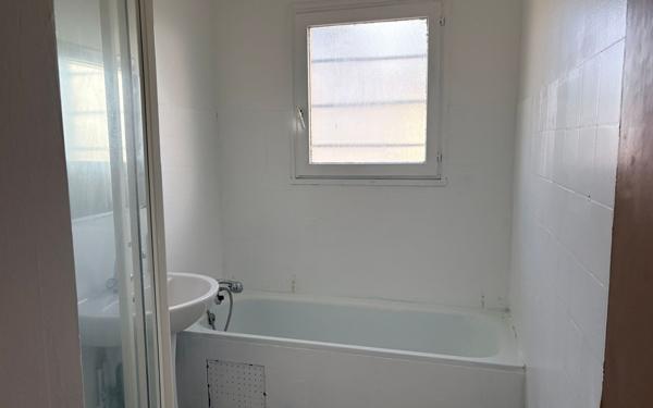 Maison à vendre    3 pièces • 65 m2 Villers-Cotterêts