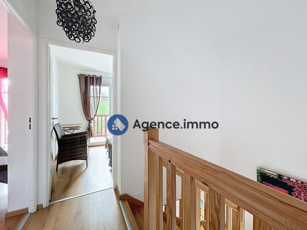 À vendre - Maison mitoyenne 2 côtés, 4 pièces située à Urrugne (64122)