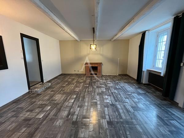 Maison Coeur de bourg - SAINTE FLAIVE DES LOUPS - 4 chambres - 132 m2