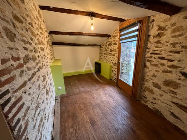 Maison Coeur de bourg - SAINTE FLAIVE DES LOUPS - 4 chambres - 132 m2