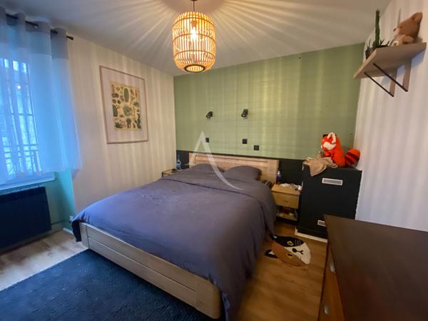 Maison Coeur de bourg - SAINTE FLAIVE DES LOUPS - 4 chambres - 132 m2