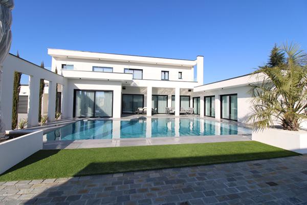 PROPRIÉTÉ DE STANDING A SAINT GERVAIS LA FORET 11 pièces 330 m2