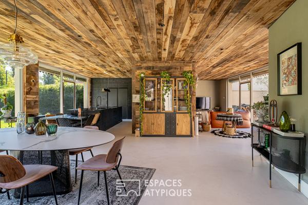 Ancienne dépendance avec extension contemporaine