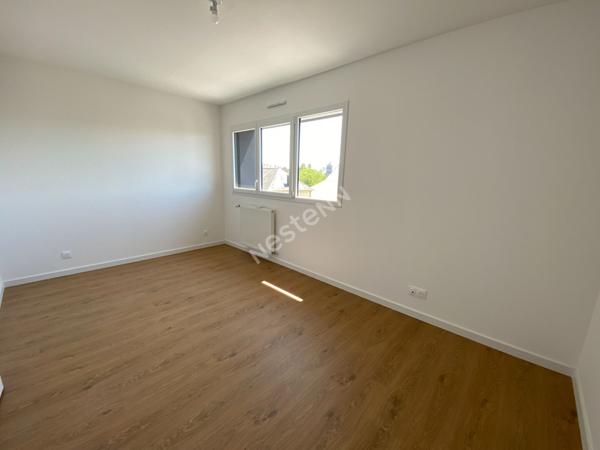 A VENDRE MAISON NEUVE (BBC) 4 chambres - 135m², RENNES FRANSISCO-FERRER