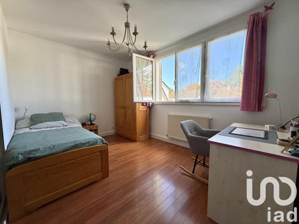 Maison à vendre 7 pièces 178 m² Voisins-le-Bretonneux