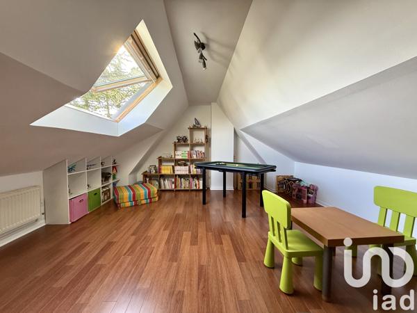 Maison à vendre 7 pièces 178 m² Voisins-le-Bretonneux